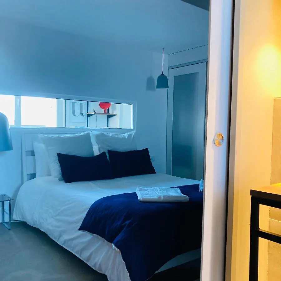 Rennes Appartement Design 50'S France